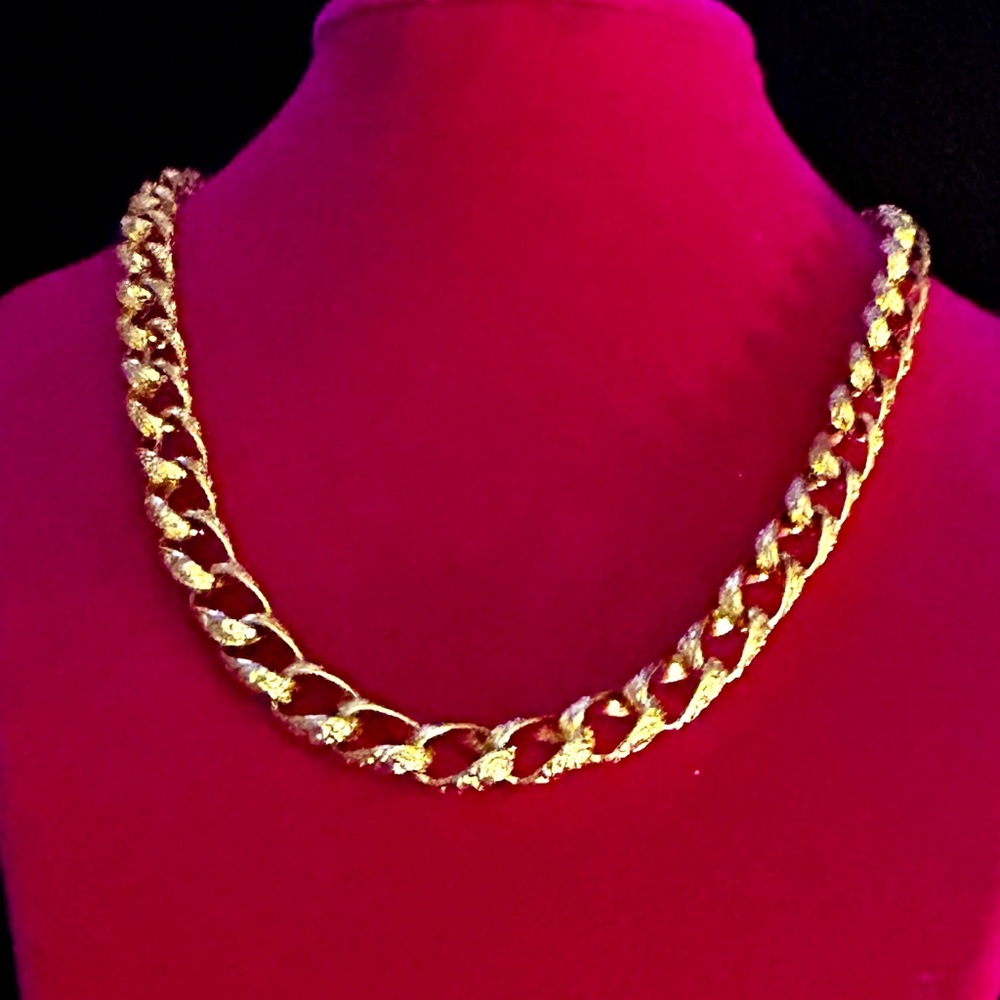 Napier 10K Gold Textured Necklace. Tests at 10K gold.